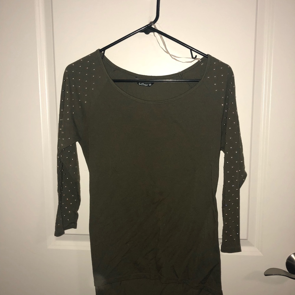 Olive green tee with gold studs!
